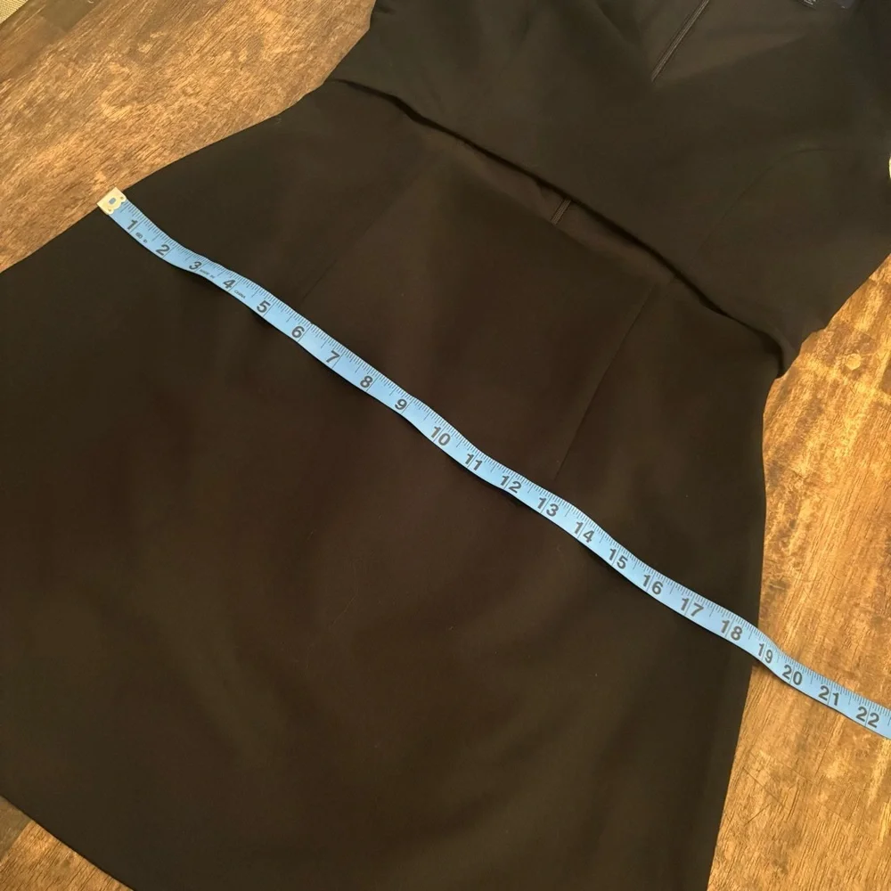 FRENCH CONNECTION Black Whisper V neck Cut Out Dress! Sleeveless. Lined. NEW! 8
